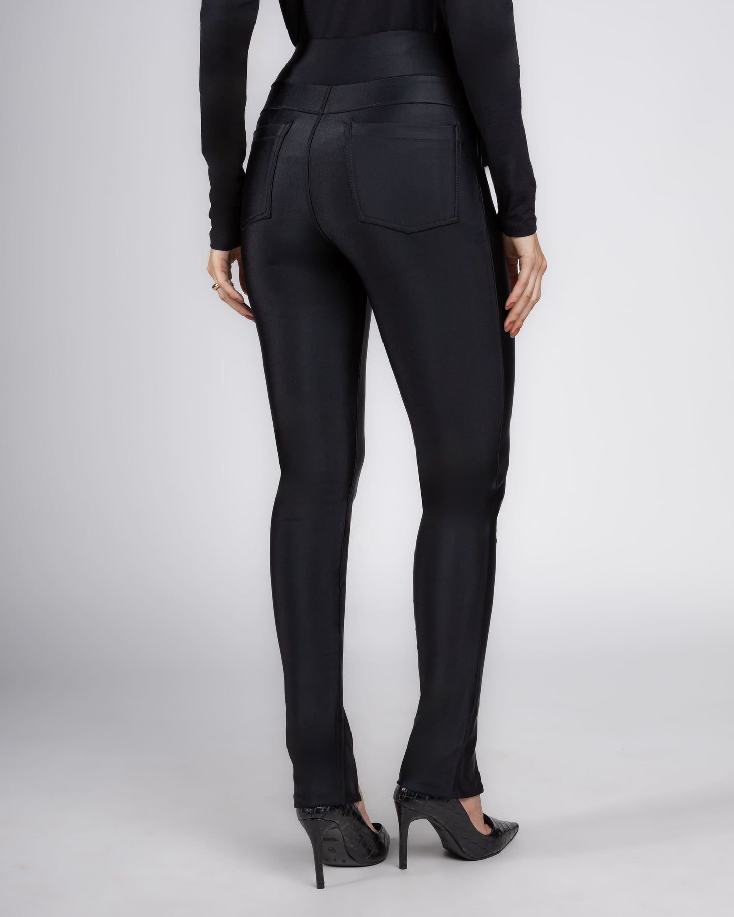 Not-your-basic Leggings, Black